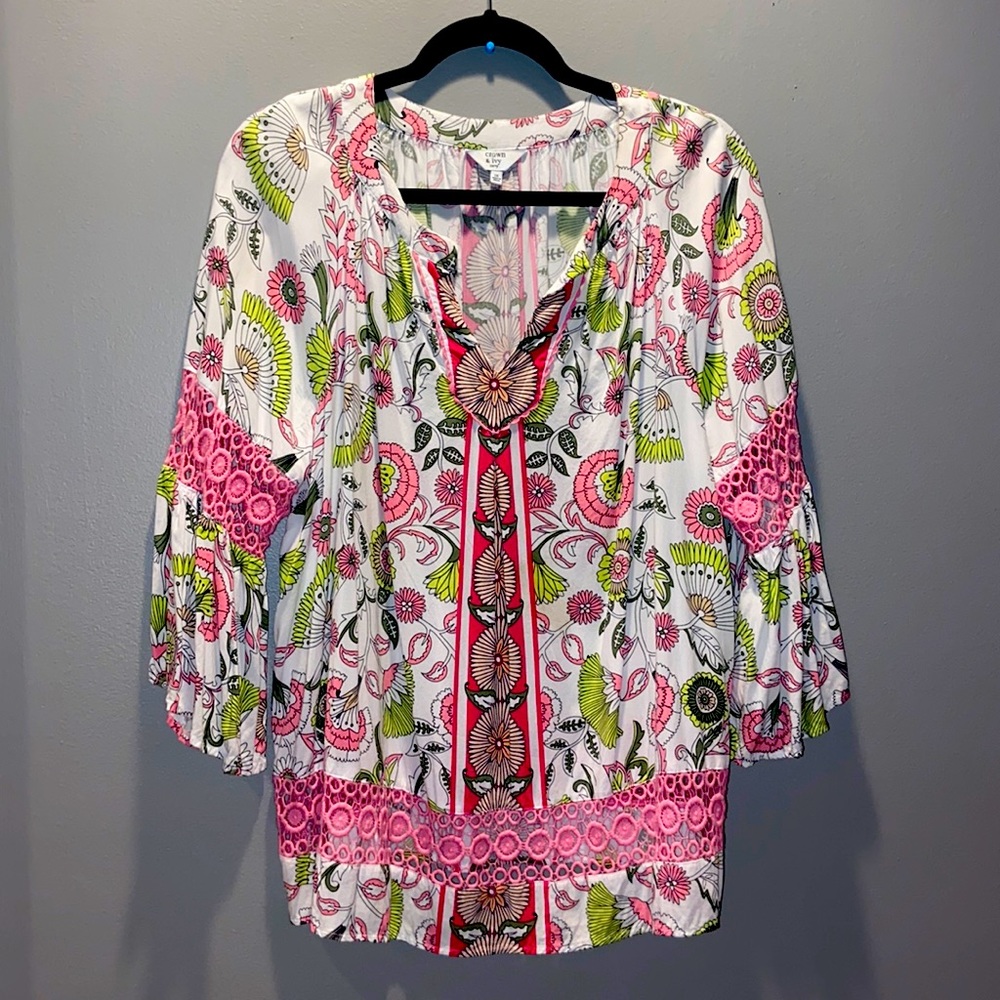 Crown & Ivy top. Size 1X